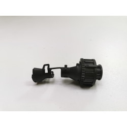 OBUDOWA GNIAZDA - OD TYLNEGO ZŁĄCZA KABLA DO TYLNEJ LAMPY A0095456026