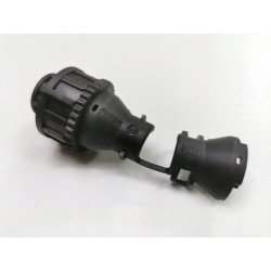 OBUDOWA GNIAZDA - OD TYLNEGO ZŁĄCZA KABLA DO TYLNEJ LAMPY A0095456026