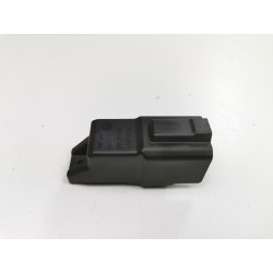 Pokrywa sterownika świecy żarowej AUDI A4 A5 Q5 OE 8W0907599