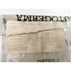 Jarzemko dźwigni zmiany biegów VOLKSWAGEN CADDY SKODA FELICIA OE 6U0711221