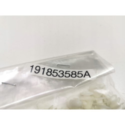 SPINKI LISTWY BŁOTNIKA AUDI Q7 OE 191853585A