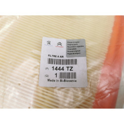 Filtr powietrza Peugeot 307 Citroen C4 OE 1444TZ