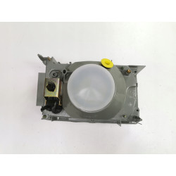 Lampa prawa przednia reflektor RENAULT 9 OE 7701029118