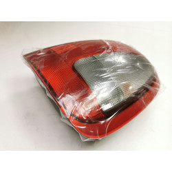 Lampa prawy tył Daewoo Nubira 97-99 4p Berlina OE 96272042