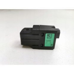 KONSOLA CENTRALNA PORT ŁADOWANIA USB TYPE-C DODGE HORNET 2023-2024 50574094