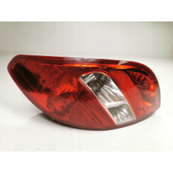 LAMPA PRAWY TYŁ HYUNDAI I20 2008- OE 92402 4P000