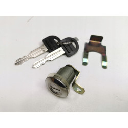 BĘBENEK WKŁADKA ZAMKA DRZWI PRAWY PRZÓD DAEWOO TICO 82200-70811