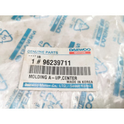 Rama do radia DAEWOO FSO Leganza OE 96239711