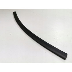 Uszczelnienie lewej i prawej komory silnika MERCEDES C 63 OE A2046281598