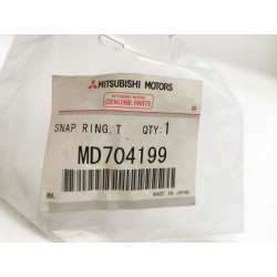 PIERŚCIEŃ SPRĘŻYNOWY, T/F MITSUBISHI L200 L300 PAJERO OE MD704199