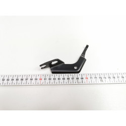Dolny wspornik przewodu hamulcowego tylnego prawego Opel Astra G 90498325