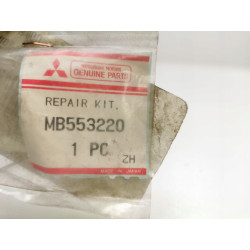 ZESTAW OSŁON, REGULACJA PÓŁOSI PRZEKŁADNI KIER. MITSUBISHI L300 MB553220