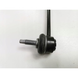 Łącznik stabilizatora prawy przód KIA VENGA HYUNDAI I20 OE 54840 1P000
