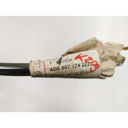 Listwa pod lampę prawy przód Audi A6 C5 1997- OE 4B0807174 4B08071742ZZ