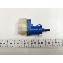Włącznik świateł STOP Alfa Romeo 159 Fiat Punto Doblo OE 53378929