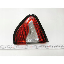 LAMPA TYLNA PRAWA RENAULT CAPTUR OE 265501712R