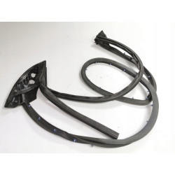 USZCZELKA KLAPY BAGAŻNIKA 2009 - 2015 Seat Ibiza ST 6J3827705A9B9