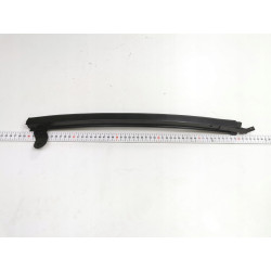 PROWADNICA SZYBY DRZWI TYLNYCH PRAWYCH FIAT TEMPRA 7600953