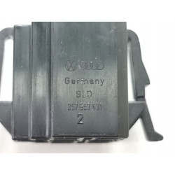 Obudowa styku płaskiego VOLKSWAGEN GOLF JETTA CADDY OE 357953631