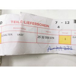 CZUJNIK PEDAŁU SPRZĘGŁA RENAULT MASTER III OE 253250007R