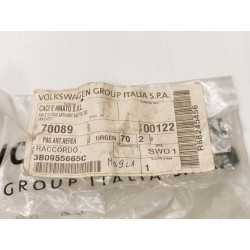 ZŁĄCZKA DO SPRYSKIWACZY ŁĄCZNIK OE VW AUDI 3B0955665C VW OE 3B0955665C