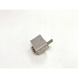 Mercedes W115 Diesel Przekaźnik czasówka świec żarowych 0015451832 SK9163