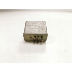 Mercedes W115 Diesel Przekaźnik czasówka świec żarowych 0015451832 SK9163