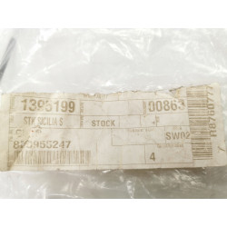 Audi A4 B6 OE 8E0955247 mocowanie wycieraczki 8E0955247