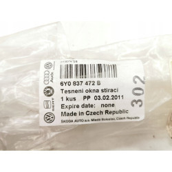 Uszczelka szyby drzwi, zgarniająca SKODA Fabia I Htb OE 6Y0837472B