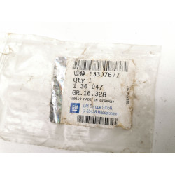 Opel Astra J Zatrzask zamka tylnych prawych drzwi 136047 - 13307677