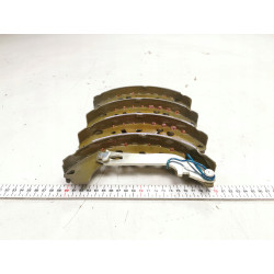 Zestaw szczęk hamulcowych Oś tylna MOPAR FIAT GRANDE PUNTO OE 6001073074