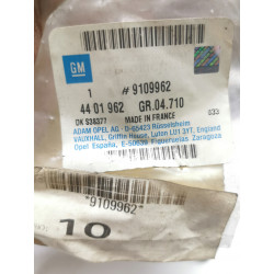 UCHWYT, CZUJNIK PRĘDKOŚCI ABS, TYŁ, LEWY OPEL MOVANO A OE 9109962