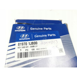 Zamek drzwi przednich lewych Hyundai I20 2008- OE 81970 1JB00