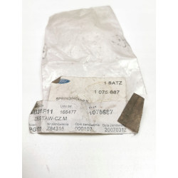 Zestaw mocowania szczęk hamulcowych Ford Escort 1995- OE 1075687