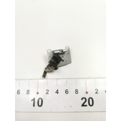 Uchwyt montażowy linki hamulca ręcznego Ford Mondeo Mk3 OE 1447964