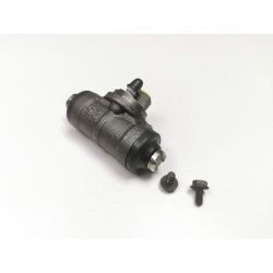 CYLINDEREK HAMULCOWY TYŁ FORD TRANSIT 00-06 YC15-2261-AA 4055730