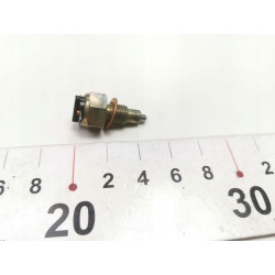 WYŁĄCZNIK ŚWIATEŁ COFANIA SKRZYNIA 5-CIO TCZEW S.TYP LUBLIN I, II 5631200