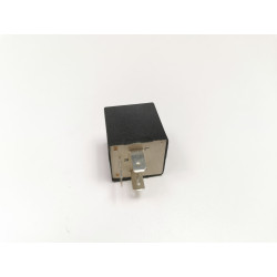 PRZERYWACZ ŚWIATEŁ KIERUNKU JAZDY I AWARYJNYCH APE APE131 APE13