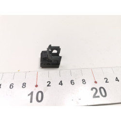 UCHWYT MOCOWANIE REFLEKTORA PRZÓD HYUNDAI I20 2014-2020 OE 64172 A4000