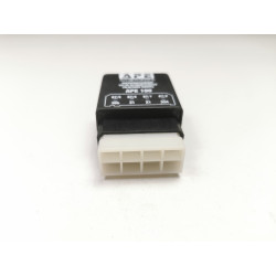 MIKROPROCESOROWY UKŁAD AUTOMATYCZNEGO ZAŁĄCZANIA ŚWIATEŁ APE 100