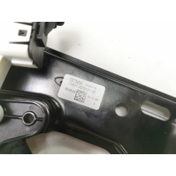 MECHANIZM PRZEDNI LEWY OTWIERANIA SZYBY FORD FOCUS 11-19 OE 1847373