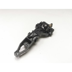 KORPUS WEWNĘTRZNY KLAMKI PRAWEJ HYUNDAI IX 20 2011- OE 82665 1P000