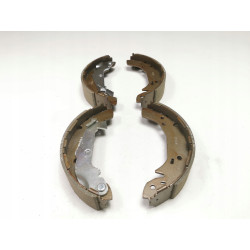 Szczęki hamulcowe tył Hyundai Santa FE Elantra Tucson OE 58305 3CA00