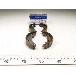 Szczęki hamulcowe tył Hyundai Santa FE Elantra Tucson OE 58305 3CA00