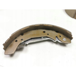 Szczęki hamulcowe tył Hyundai Santa FE Elantra Tucson OE 58305 3CA00