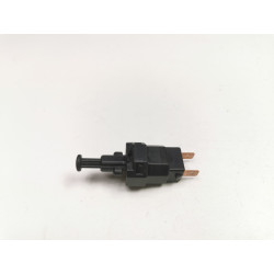 WŁĄCZNIK ŚWIATEŁ STOP DAEWOO LANOS, NUBIRA 90196375 KP0033