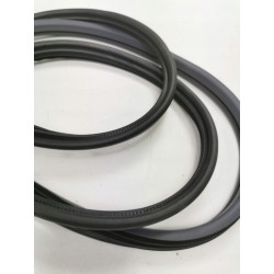 USZCZELKA OTWORU DRZWI TYŁ PRAWA DAEWOO LEGANZA 1998- OE 96329786