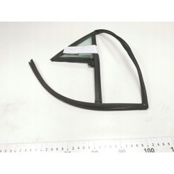 SZYBA BOCZNA TRÓJKĄT HYUNDAI I20 II 5D (PRAWY TYŁ)