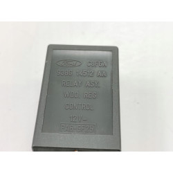 Przekaźnik podgrzewanej szyby przedniej FORD Mondeo 1992-1996 (FD) 6746839