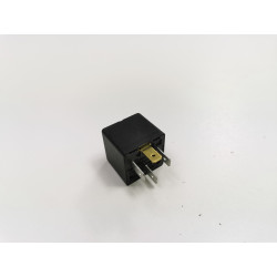 PRZEKAŹNIK 12V MAX16A PA66 ŚWIATEŁ PRZECIWMGIELNYCH DAEWOO NEXIA 90057745